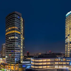 Hilton Mall Of Отель
