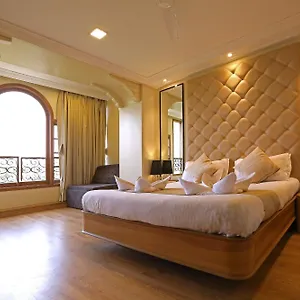 The Grand Vasant Kunj Road Delhi Airport 4* New Delhi