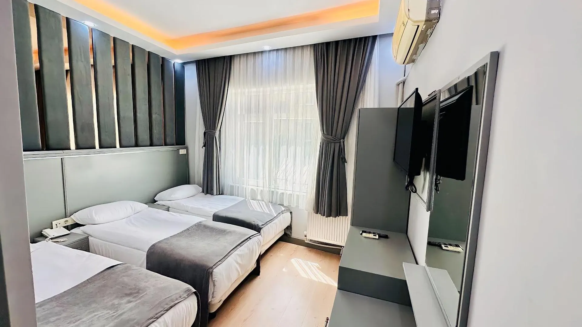 Crowned Plus Hotel Istanbul