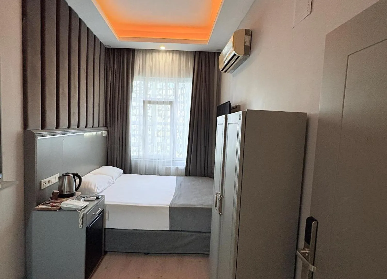 Crowned Plus Hotel Estambul 2*,